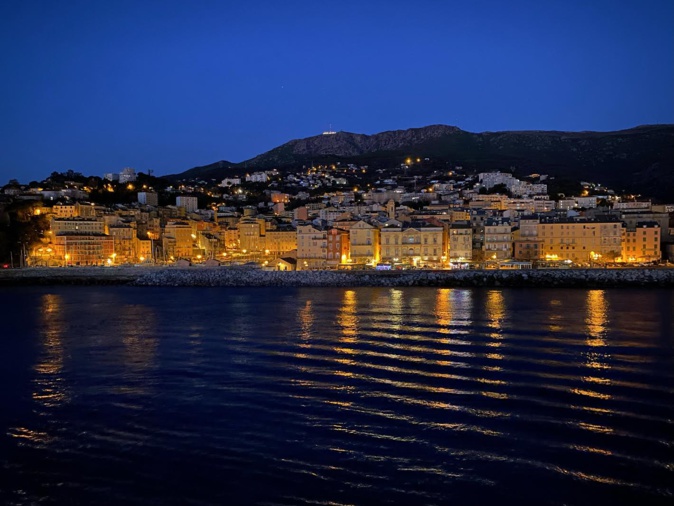 La photo du jour : les lumières de Bastia