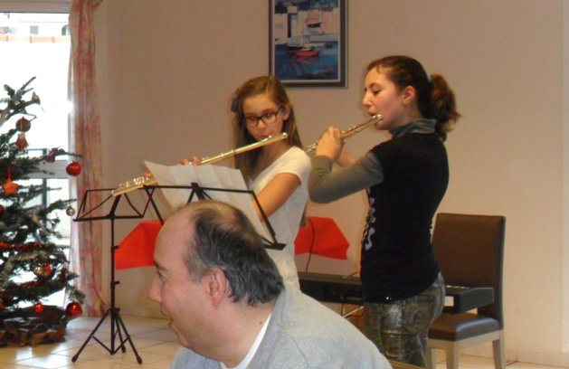 Bastia : Après-midi intergénérationnelle pour des élèves du Lycée Vinciguerra Bastia : Après-midi intergénérationnelle pour des élèves du Lycée Vinciguerra