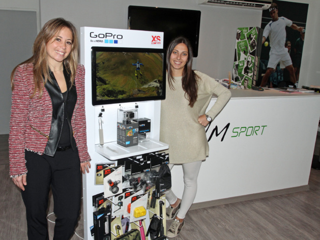 Ambassadrices de charme pour ce bijou de technologie qu'est la GO PRO (Photo SG) Ambassadrices de charme pour ce bijou de technologie qu'est la GO PRO (Photo SG)