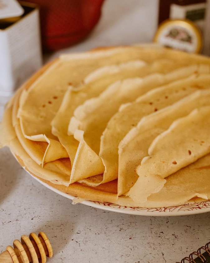 A table : crêpes moelleuses avec la petite cuisine de Marie A table : crêpes moelleuses avec la petite cuisine de Marie