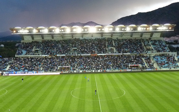 Gilles Simeoni répond aux interrogations des dirigeants du Sporting Gilles Simeoni répond aux interrogations des dirigeants du Sporting