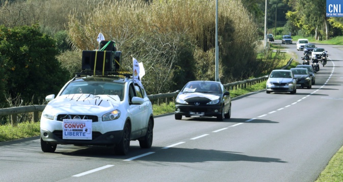 Le départ du cortège ajaccien - photo Michel Luccioni Le départ du cortège ajaccien - photo Michel Luccioni