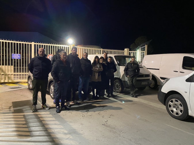 Le blocage du dépôt pétrolier de Lucciana levé mais pour les pompistes de Haute-Corse l'annonce de Total « ce n’est plus de la concurrence, c’est notre mise à mort » Le blocage du dépôt pétrolier de Lucciana levé mais pour les pompistes de Haute-Corse l'annonce de Total « ce n’est plus de la concurrence, c’est notre mise à mort »