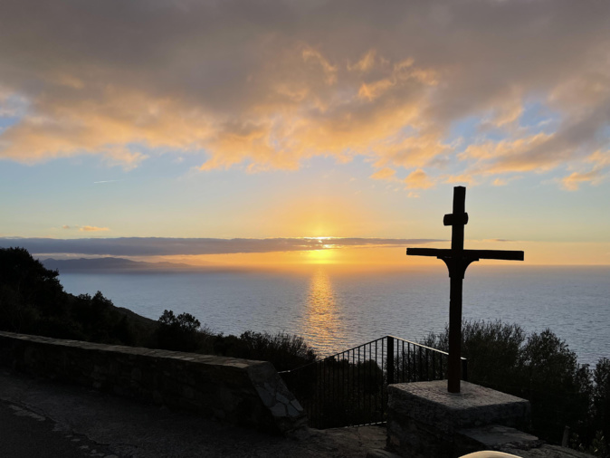 La photo du jour : Canari au soleil couchant La photo du jour : Canari au soleil couchant