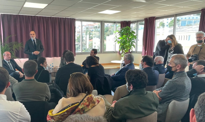 Une cinquantaine de personnes a assisté à l'installation des comités Une cinquantaine de personnes a assisté à l'installation des comités