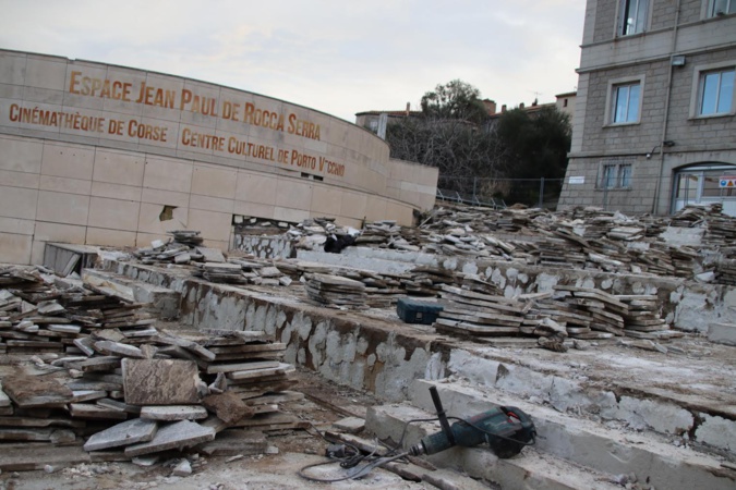 L'espace Jean-Paul Rocca Serra en travaux L'espace Jean-Paul Rocca Serra en travaux