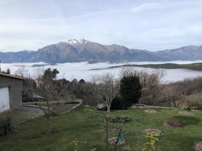 Mer de brume vue d'Erbajolu (Angelini)