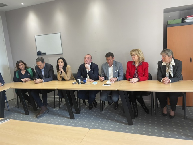 Le groupe de droite U Soffiu Novu dans ses bureaux à l’Assemblée de Corse. Le groupe de droite U Soffiu Novu dans ses bureaux à l’Assemblée de Corse.