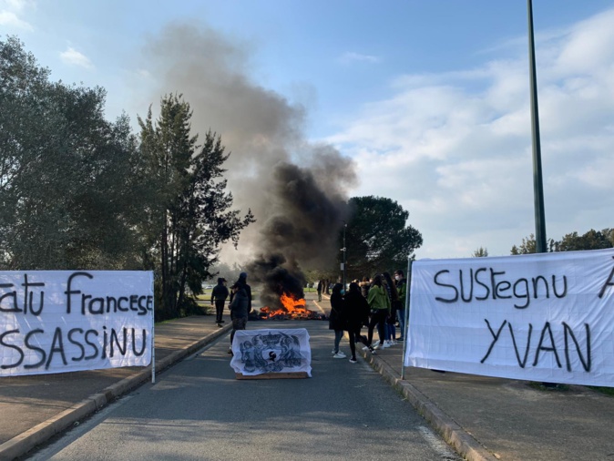 Yvan Colonna : la mobilisation des lycéens corses continue Yvan Colonna : la mobilisation des lycéens corses continue