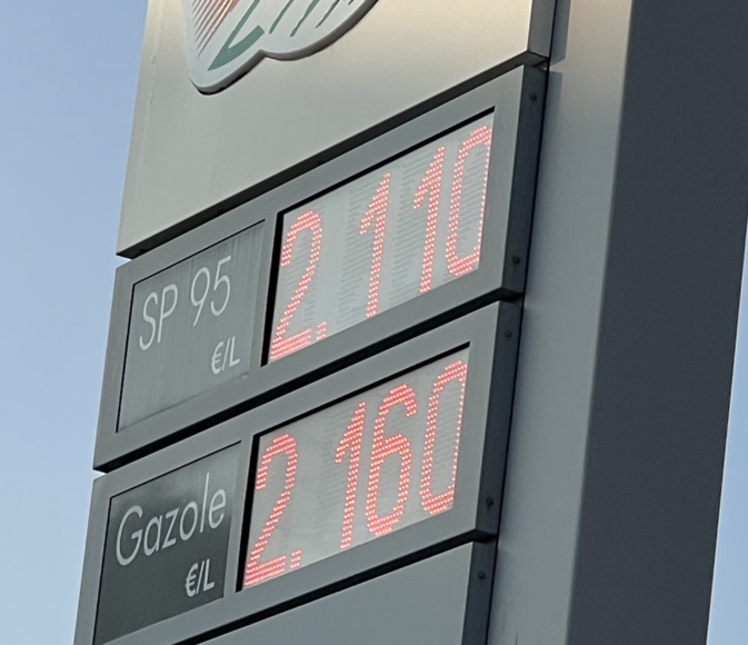 Ce 9 mars, le gasoil est plus cher que le sans plomb dans certaines stations-essence corses. Ce 9 mars, le gasoil est plus cher que le sans plomb dans certaines stations-essence corses.