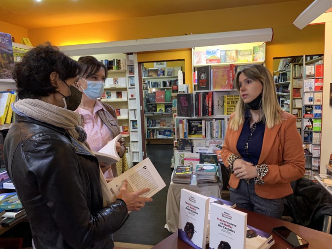 Pour Olena Berezovska-Picciocchi cette dédicace a été une véritable réussite sur bien des plans. Pour Olena Berezovska-Picciocchi cette dédicace a été une véritable réussite sur bien des plans.