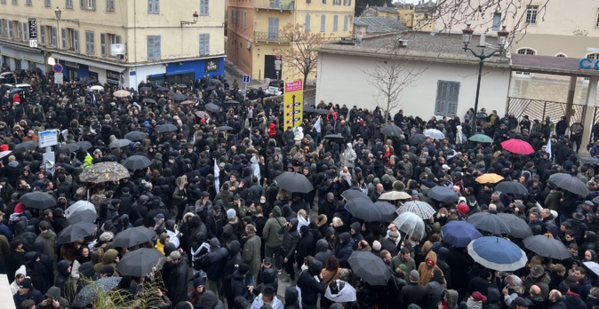 Manifestation à Bastia : Entre colère, violence et détermination, la mobilisation ne faiblit pas Manifestation à Bastia : Entre colère, violence et détermination, la mobilisation ne faiblit pas