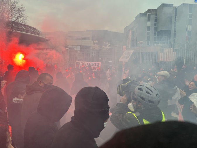 Nouvelle journée de tensions à Bastia : 66 blessés 