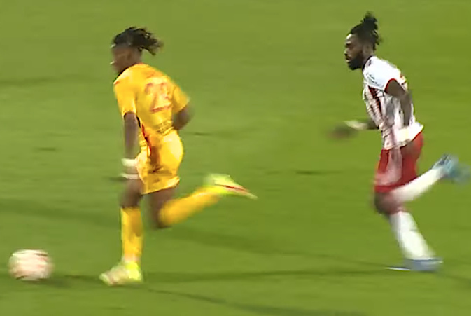 L'AC Ajaccio ramène un point de Quevilly-Rouen (0-0) L'AC Ajaccio ramène un point de Quevilly-Rouen (0-0)