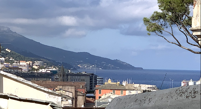 Au-dessus des toits de Bastia (CNI)