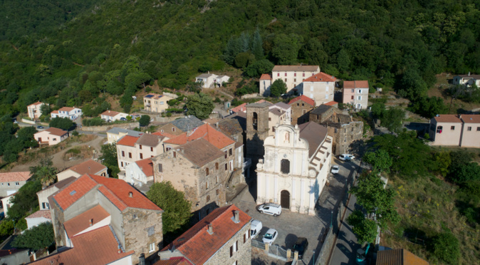 Crédit photo agence So de Vintiseri