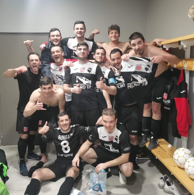 L'équipe de Bunifaziu Futsal jouera la finale du Challenge. L'équipe de Bunifaziu Futsal jouera la finale du Challenge.