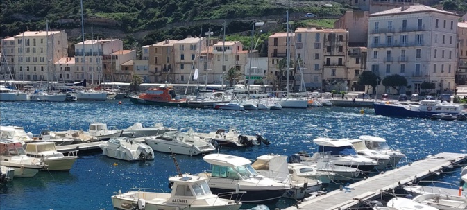 La photo du jour : la sérénité de Bonifacio La photo du jour : la sérénité de Bonifacio