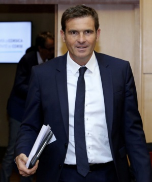 Jean-Martin Mondoloni : « La haine de la France prospère à bas bruit, ce n’est pas en condamnant un drapeau brulé que l’on résoudra le problème » Jean-Martin Mondoloni : « La haine de la France prospère à bas bruit, ce n’est pas en condamnant un drapeau brulé que l’on résoudra le problème »