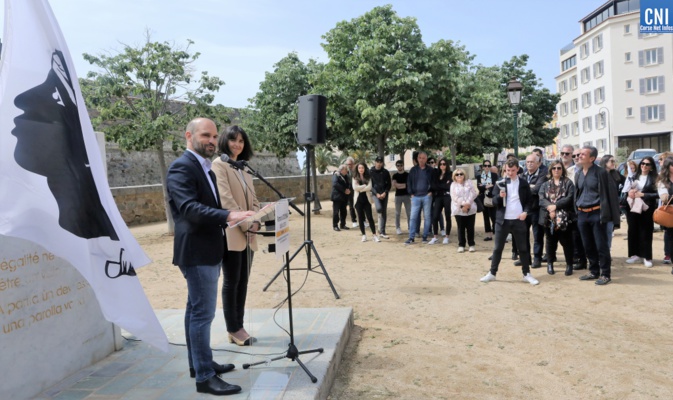 Romain Colonna a présenté sa candidature devant le buste de Pasquale Paoli. (Photo Michel Luccioni) Romain Colonna a présenté sa candidature devant le buste de Pasquale Paoli. (Photo Michel Luccioni)