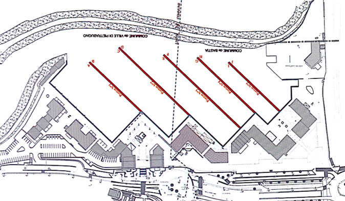 Port-Toga : Les pontons risquent de s'effondrer. Amarrage et accès interdits Port-Toga : Les pontons risquent de s'effondrer. Amarrage et accès interdits