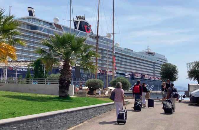 Photo Michel Luccioni Photo Michel Luccioni