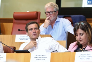 Le groupe U Soffiu Novu avec Cathy-Cognetti-Turchini. Photo Michel Luccioni. Le groupe U Soffiu Novu avec Cathy-Cognetti-Turchini. Photo Michel Luccioni.