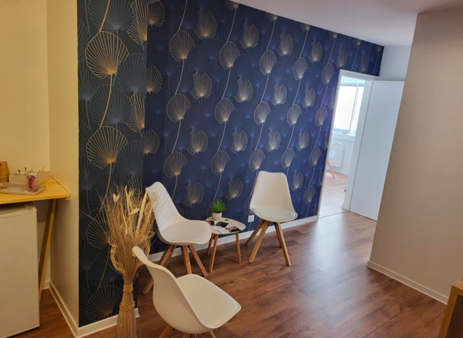 La salle d'attente du cabinet La salle d'attente du cabinet