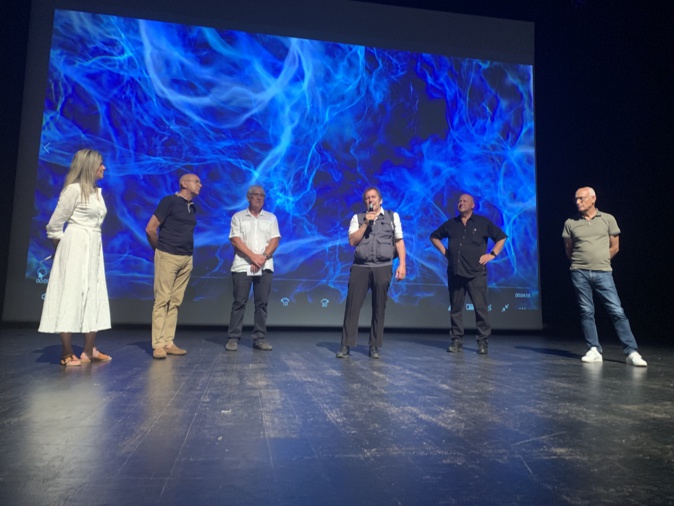 Les organisteurs ont présenté aux élèves et aux enseignants le Festival Takorama Les organisteurs ont présenté aux élèves et aux enseignants le Festival Takorama