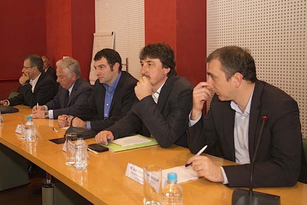 Marylise Lebranchu veut "avancer sur le chantier de la réforme constitutionnelle"