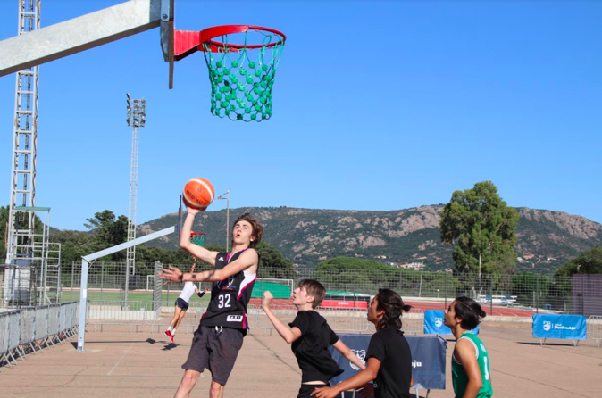 Basket : Le tournoi 3x3 de Portivechju pour l'équipe Kamikaze Basket : Le tournoi 3x3 de Portivechju pour l'équipe Kamikaze