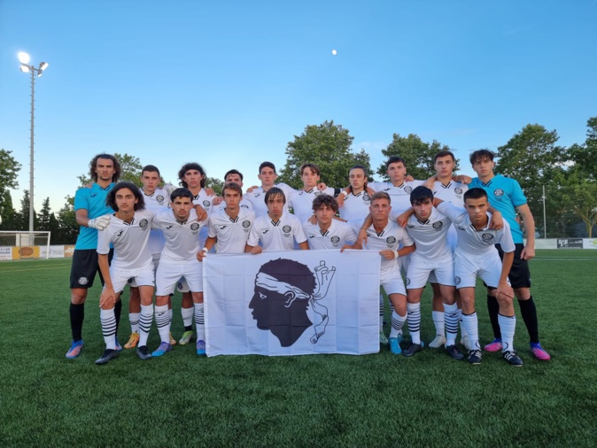 A Squadra corsa di l’avvene qui samedi soir s’est imposée en Catalogne 2 buts à 1. A Squadra corsa di l’avvene qui samedi soir s’est imposée en Catalogne 2 buts à 1.