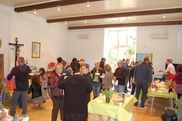 L'association "Korsika.fr" a fêté Pâques à L'Ile-Rousse L'association "Korsika.fr" a fêté Pâques à L'Ile-Rousse