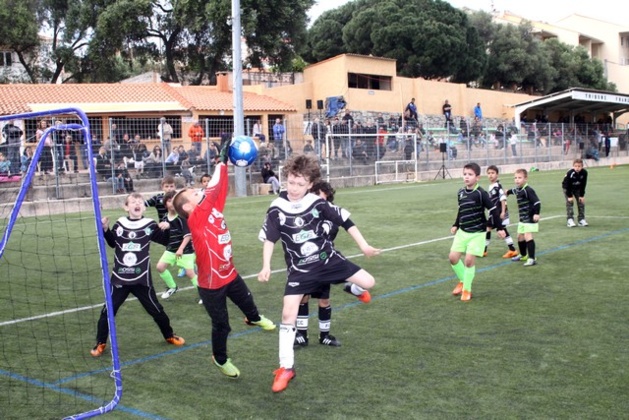 Final du tournoi du FC Calvi : Du "Baby Foot" pour les U8 et U9 ! Final du tournoi du FC Calvi : Du "Baby Foot" pour les U8 et U9 !