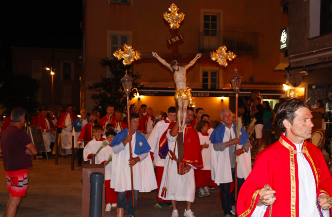 Portivechju : ferveur populaire pà a San Ghjuvà Portivechju : ferveur populaire pà a San Ghjuvà