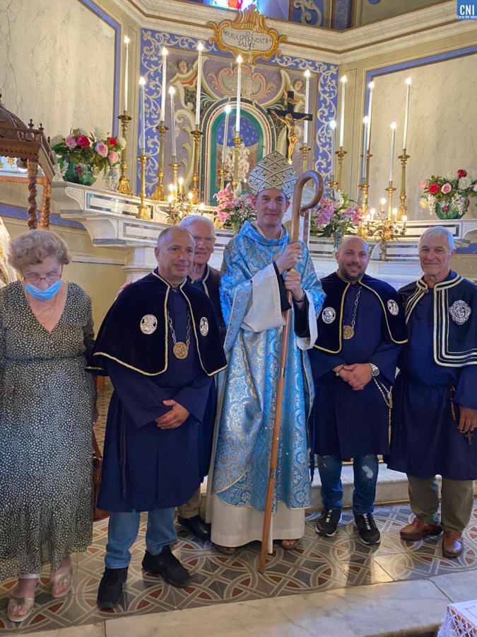 Notre Dame du Laziu de Curbara : la première messe épiscopale célébrée par Mgr Bustillo Notre Dame du Laziu de Curbara : la première messe épiscopale célébrée par Mgr Bustillo