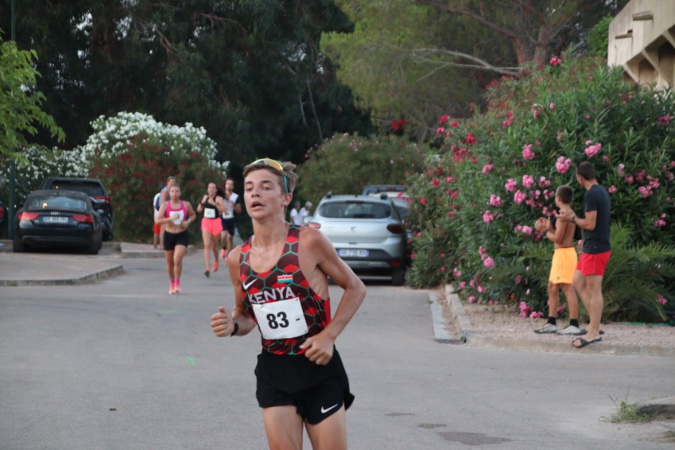 Le cadet Hippolyte Lacroix a remporté la 8e nocturne de Saint-Cyprien Le cadet Hippolyte Lacroix a remporté la 8e nocturne de Saint-Cyprien