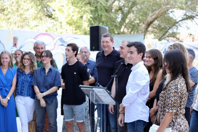 Document Facebook Document Facebook