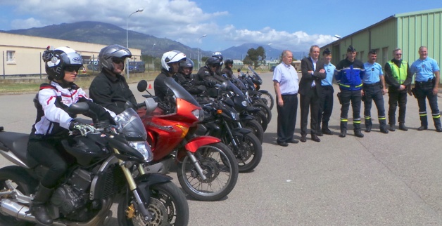 50 motards de Haute-Corse travaillent la trajectoire de sécurité à Borgo 50 motards de Haute-Corse travaillent la trajectoire de sécurité à Borgo