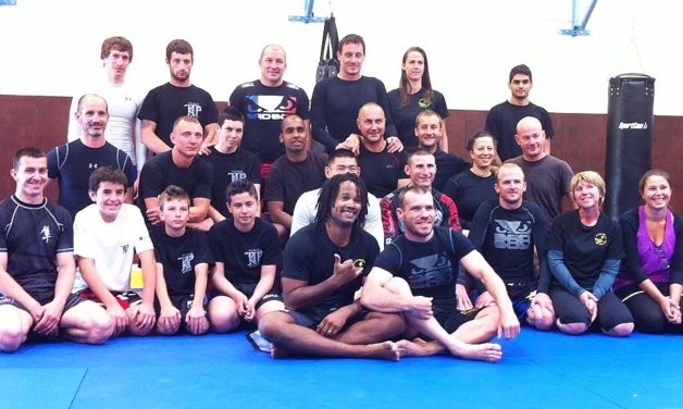 La bonne humeur du stage technique en compagnie de David Pierre-Louis et Sylvain Pelloux La bonne humeur du stage technique en compagnie de David Pierre-Louis et Sylvain Pelloux