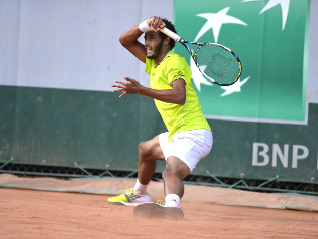 Vainqueur de Krajonovic Laurent Lokoli dans le tableau final des "qualifs" à Roland Garros Vainqueur de Krajonovic Laurent Lokoli dans le tableau final des "qualifs" à Roland Garros