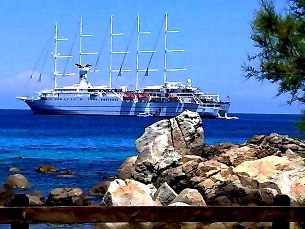 Quand "Club Med 2" fait escale à L'ILe-Rousse… Quand "Club Med 2" fait escale à L'ILe-Rousse…