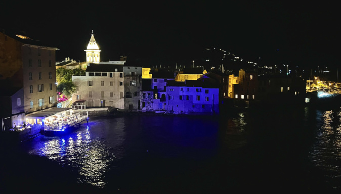 La photo du jour : les lumières de Saint-Florent