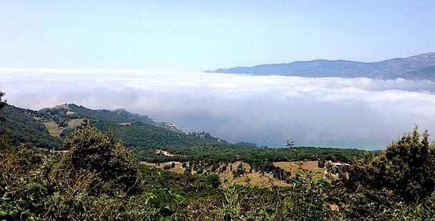 Météo : Le golfe de la Liscia dans la brume !