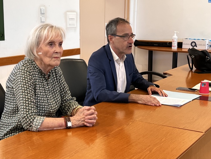 Jean-Guy Talamoni presente son livre Jean-Guy Talamoni presente son livre