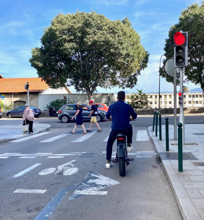 Toujours plus d'Ajacciens se déplacent à vélo et trottinette Toujours plus d'Ajacciens se déplacent à vélo et trottinette