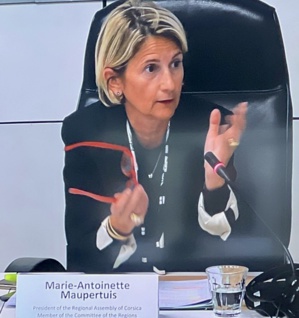 A Bruxelles, au Comité européen des régions. A Bruxelles, au Comité européen des régions.