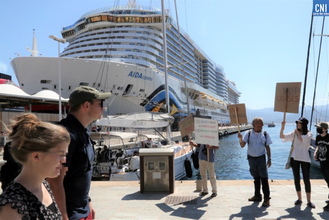 Photo archives CNI - Michel Luccioni Photo archives CNI - Michel Luccioni