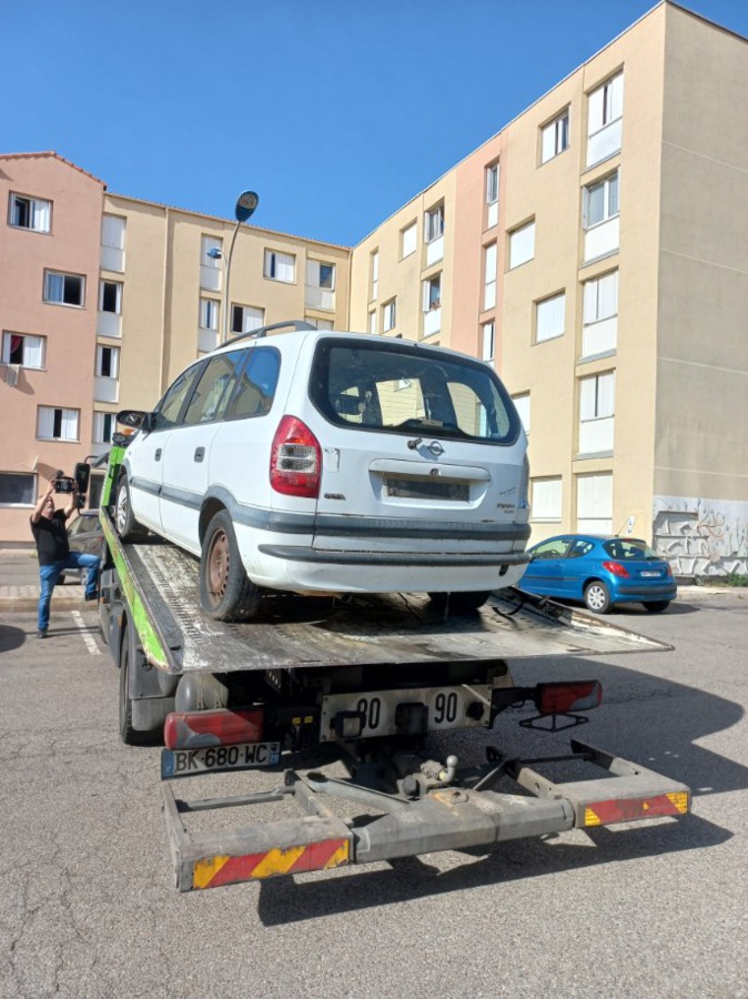 A Bastia, 800 véhicules ventouses ont été retirés en 2021 A Bastia, 800 véhicules ventouses ont été retirés en 2021