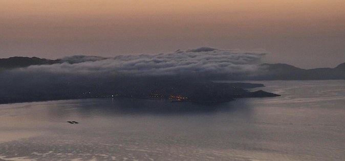 Un nuage impressionnant s'est formé jeudi soir sur Calvi (Photo Eric Frulani)